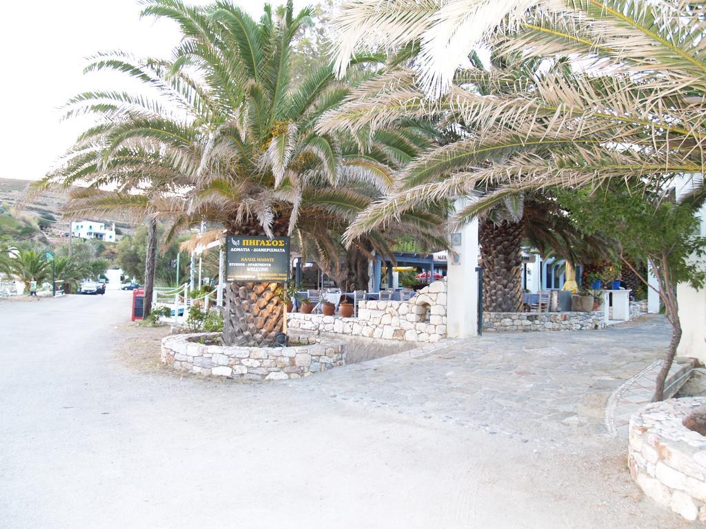 Pegasus Studios & Apartments Skyros Ngoại thất bức ảnh